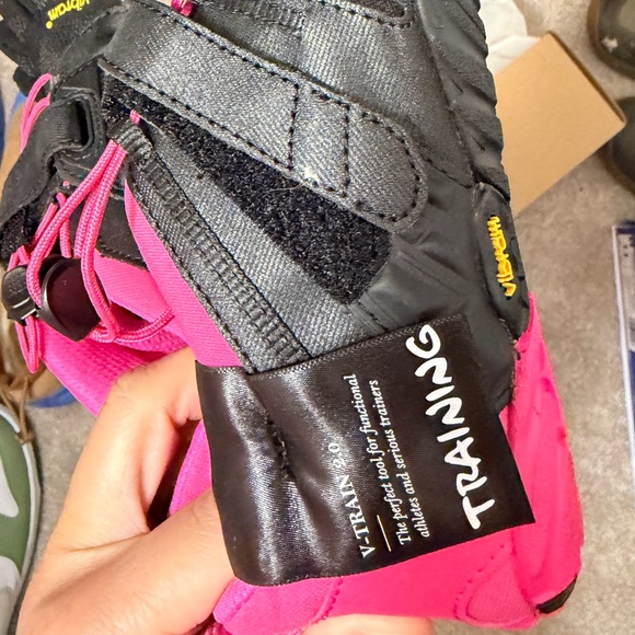 Vibram Pink and Black Women's Sneakers - Picture 7 of 9
